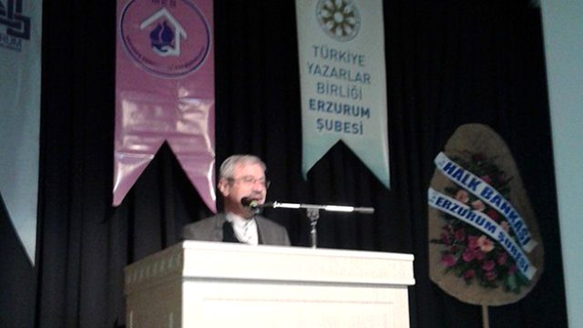 D. Mehmet Doğan "Ahlâk Adamı Akif" Konferansında Konuştu