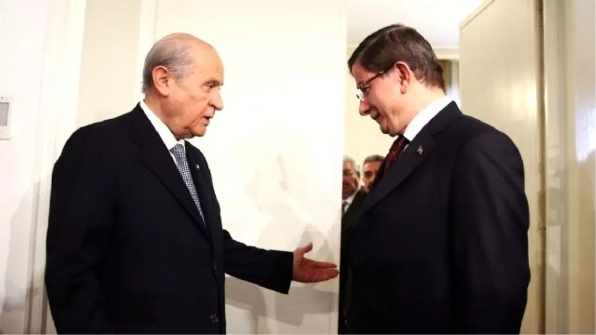 Davutoğlu-Bahçeli Zirvesi Sona Erdi! MHP\'den \'Başkanlık\' Mesajı Geldi