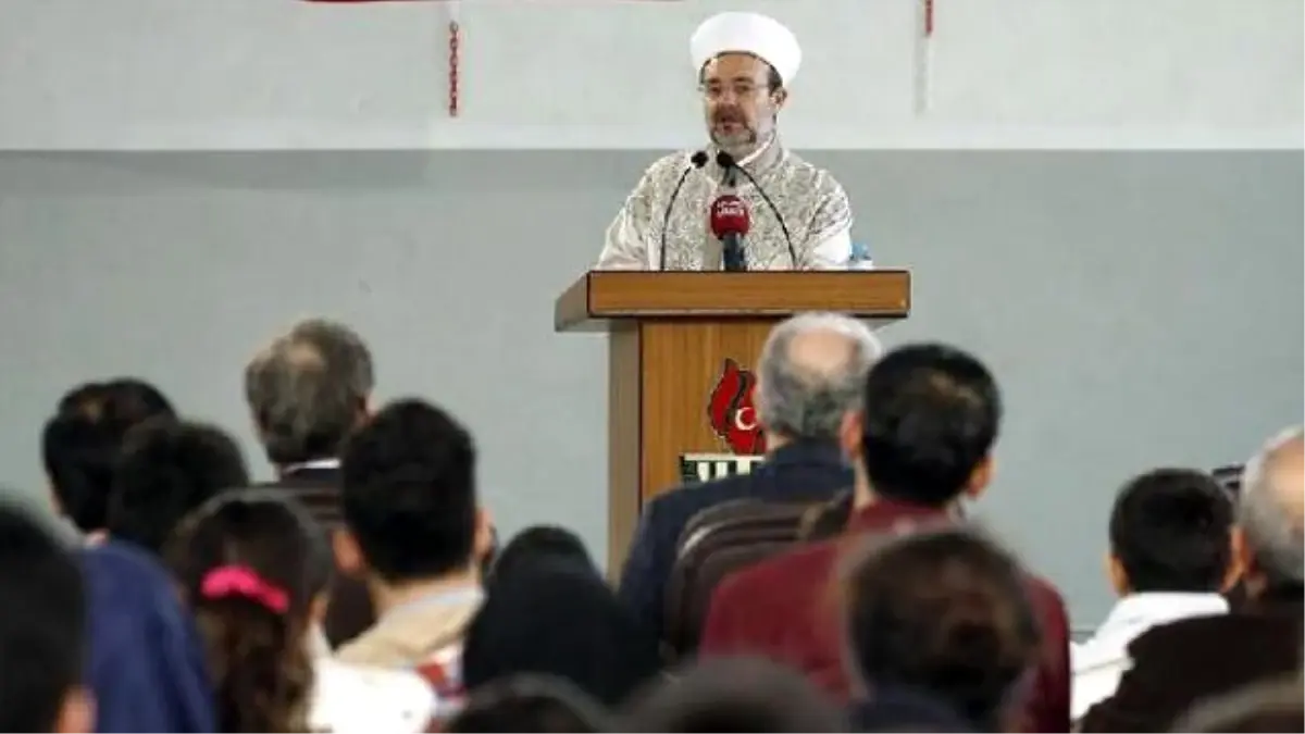 Diyanet İşleri Başkanı Görmez, Riyad Uluslararası Türk Okulunu Ziyaret Etti