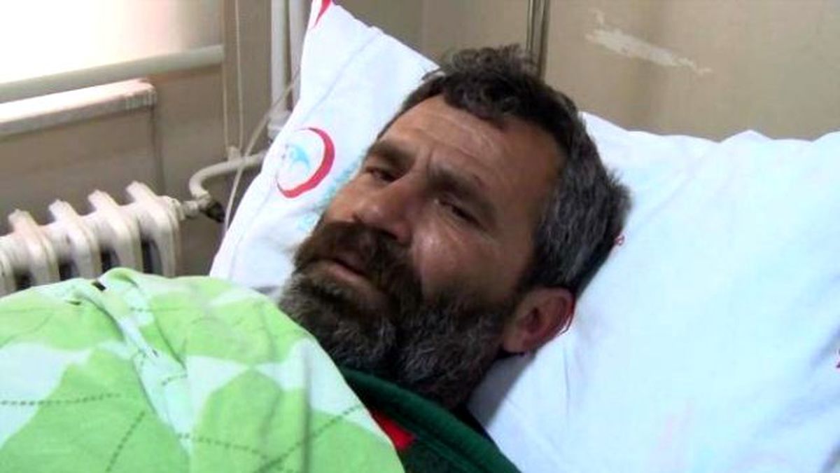 Gökçeada\'da Balıkçıların Teknesi Battı, 2\'si Kurtuldu, Biri Boğıuldu