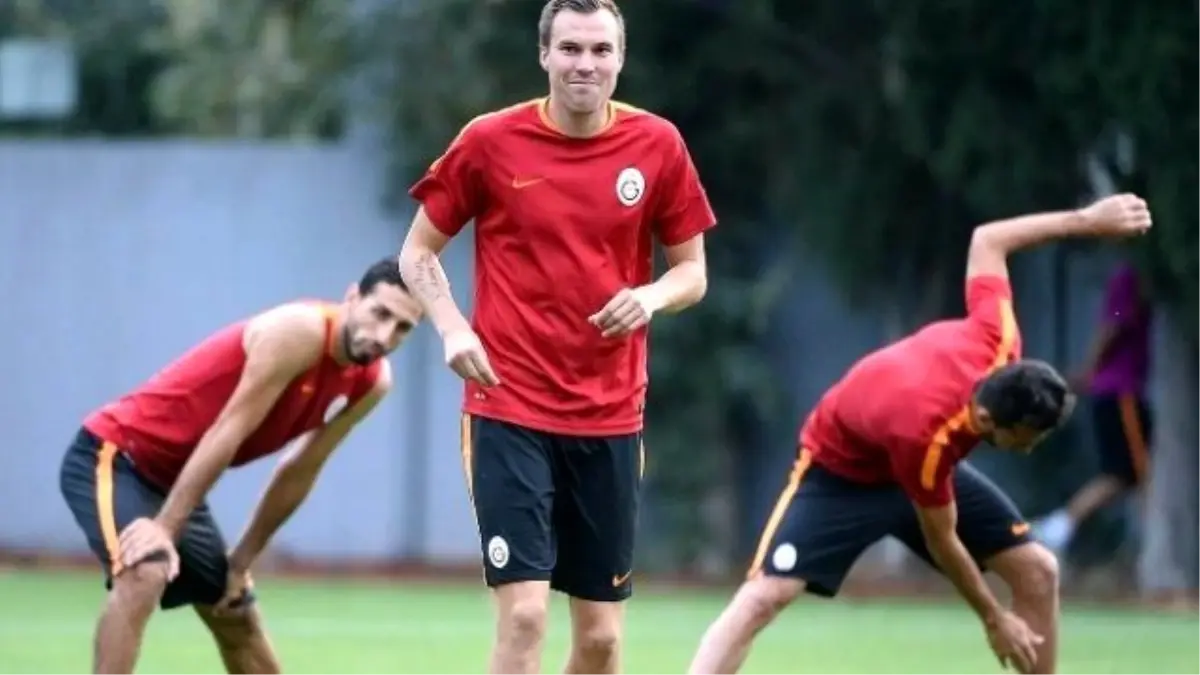 Grosskreutz, Adım Adım Stuttgart\'a