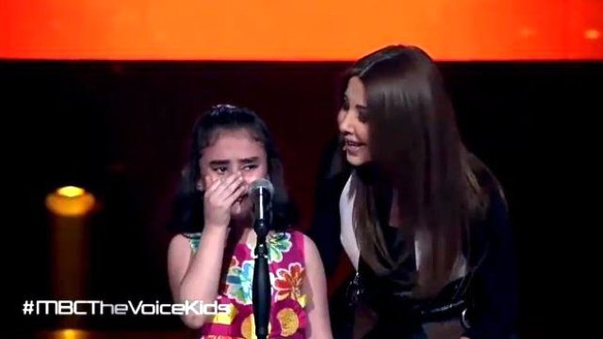 Ses Yarışmasına Katılan Suriyeli Küçük Kız Herkesi Ağlattı