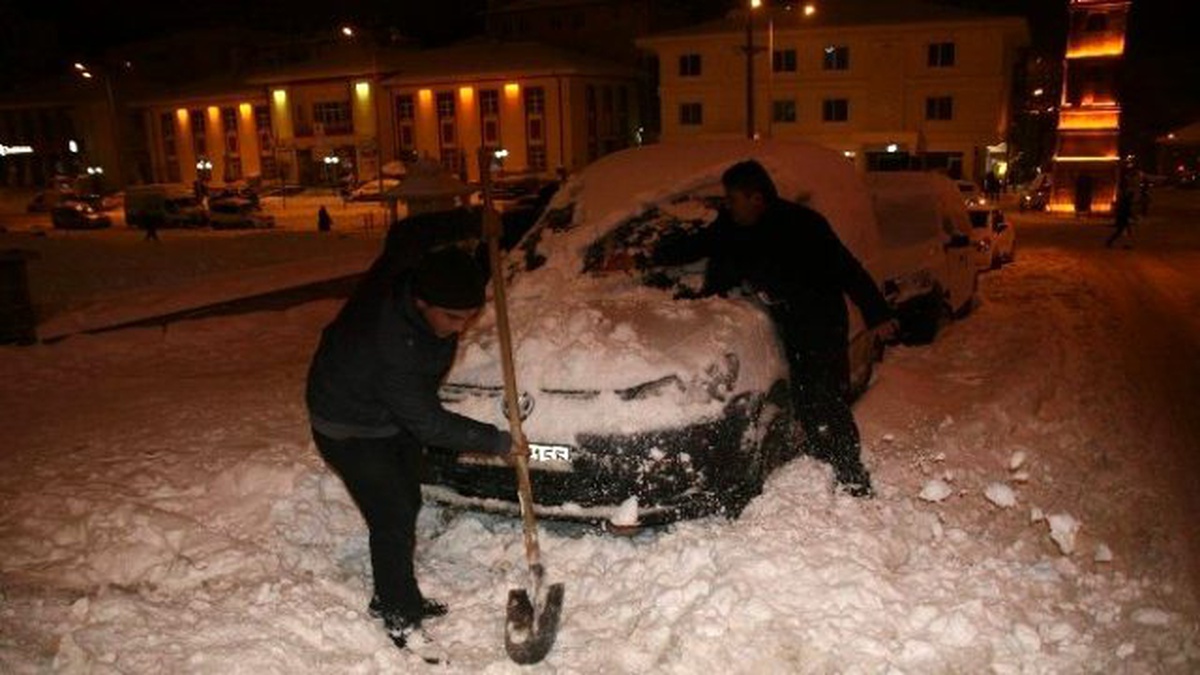 Yozgat\'ta Kar Kimine Çile Kimine Eğlence Oldu
