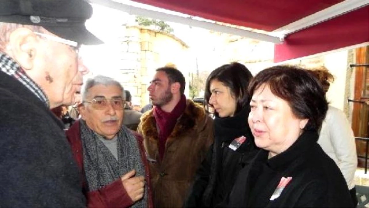 Emekli Orgeneral Yirmibeşoğlu Foça\'da Son Yolculuğuna Uğurlandı