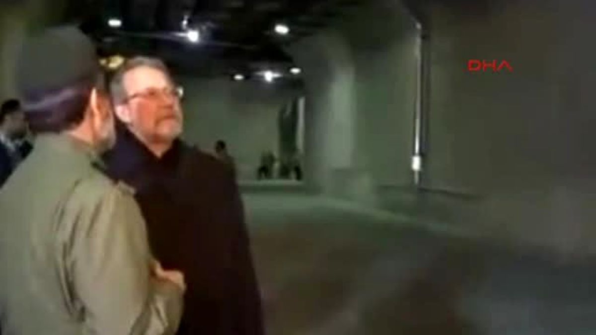 İran Yeraltı Füze Tesisinin Görüntülerini Yayınladı