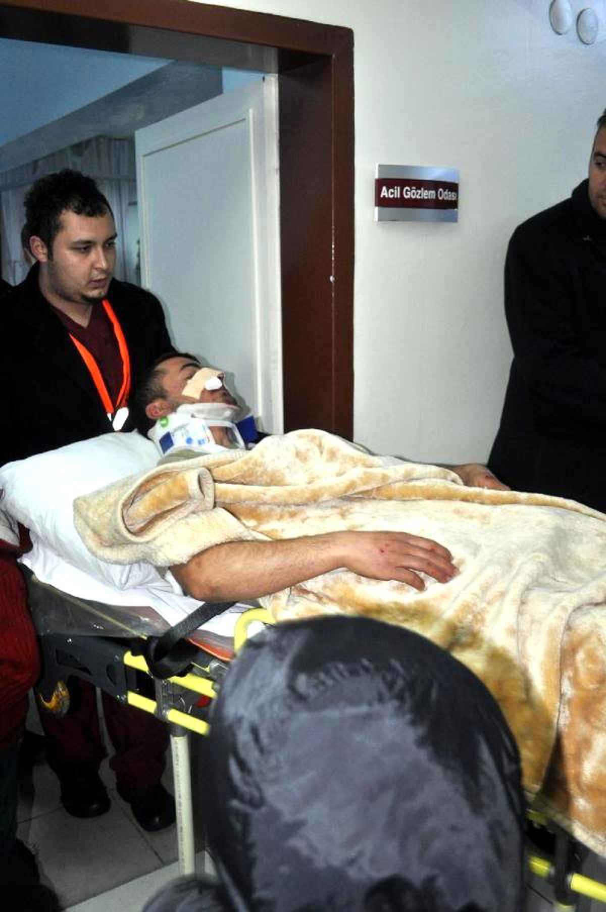 Kayseri\'de Yolcu Otobüsü Devrildi: 38 Yaralı