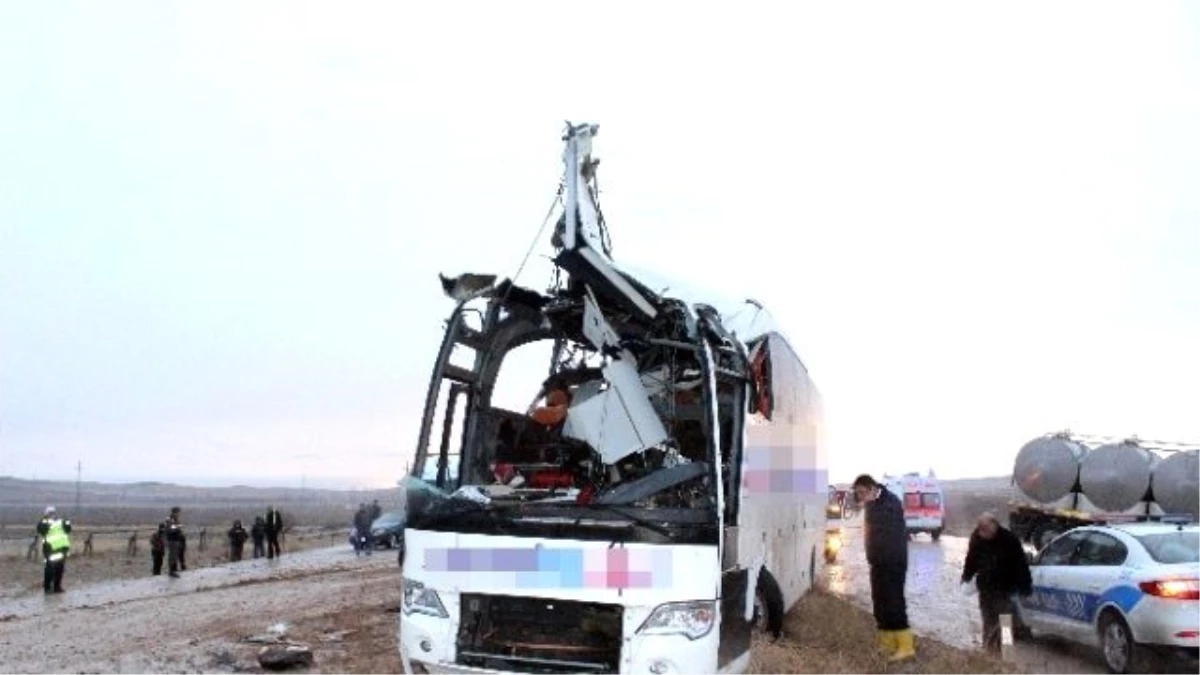 Konya\'daki Trafik Kazasında Ölü Sayısı 6\'ya Çıktı