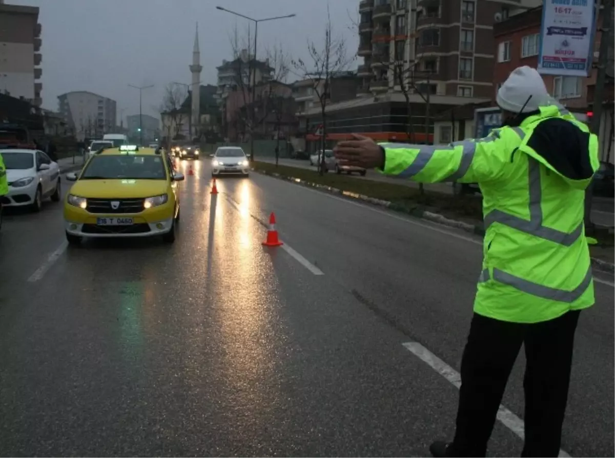 Kar Lastiği Taktırmayan Ticari Araçlara Ceza Yağdı