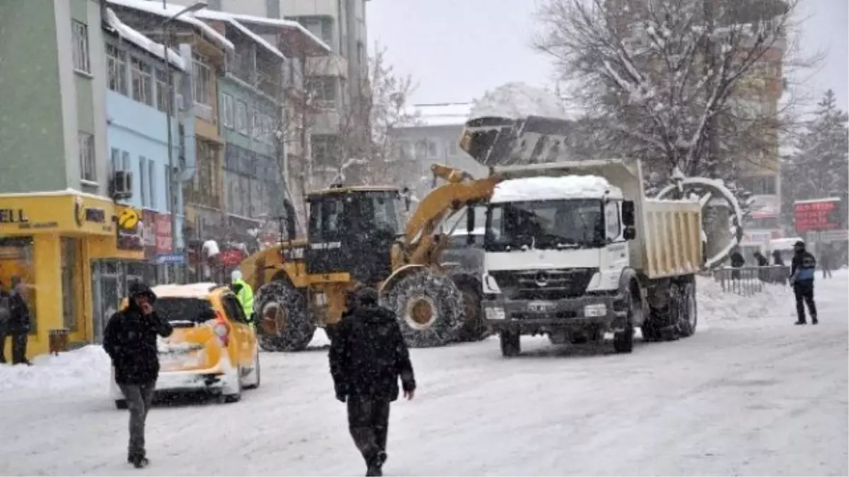 Tunceli\'de 284 Köy Yolu Ulaşıma Kapandı