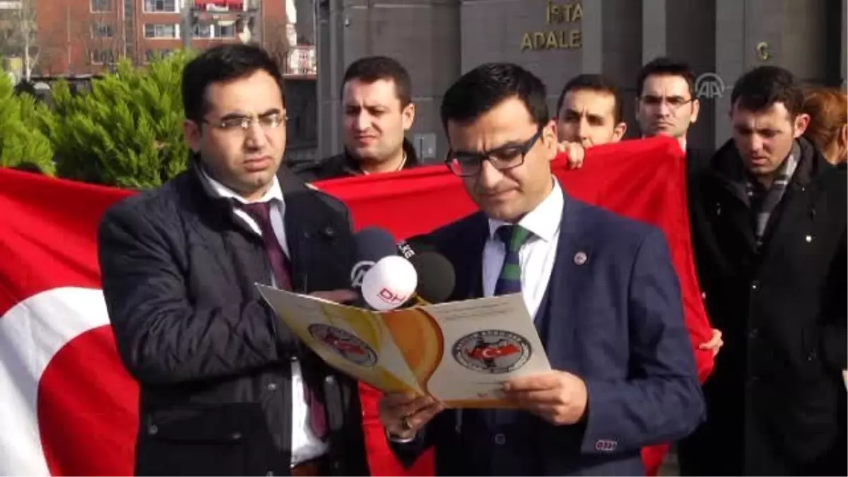 Adliye Önünde "Mülakat" Protestosu