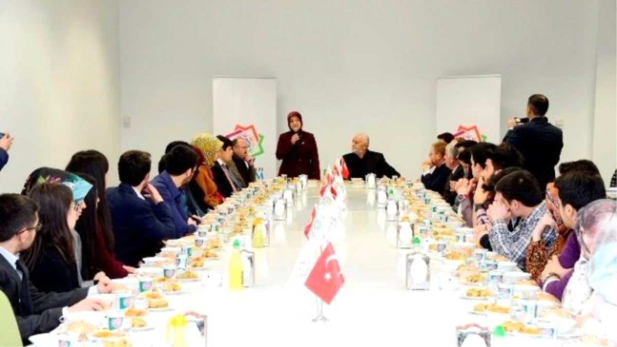 Başkan Toru Öğrenci Liderleriyle Buluştu