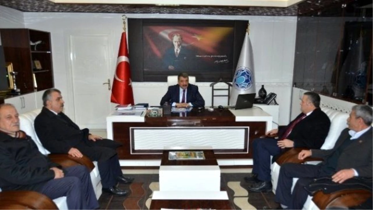 Baskil Belediye Başkanı Akmurat, Başkan Gürkan\'ı Ziyaret Etti
