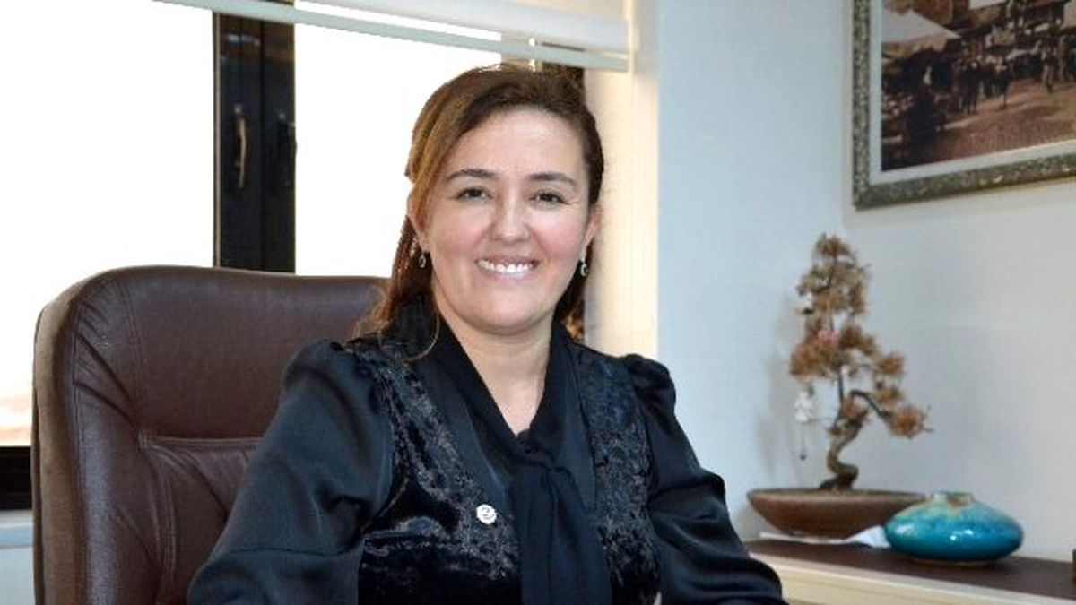 Belediye Personelinden Şiir Kitabı