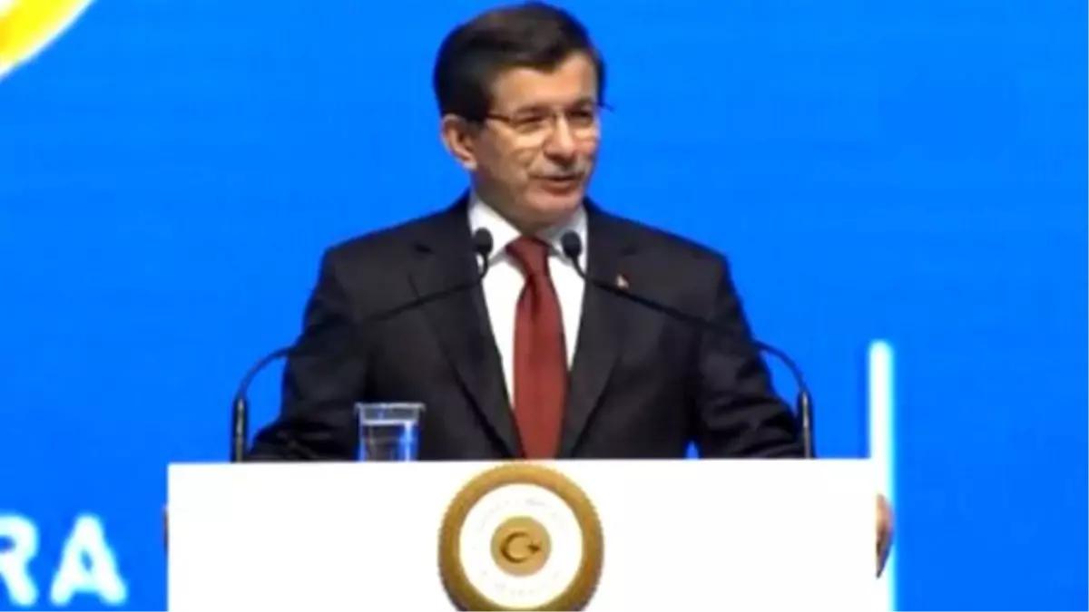 Davutoğlu Ulus'un Durumunu Eleştirdi, Melih Gökçek Alkışladı