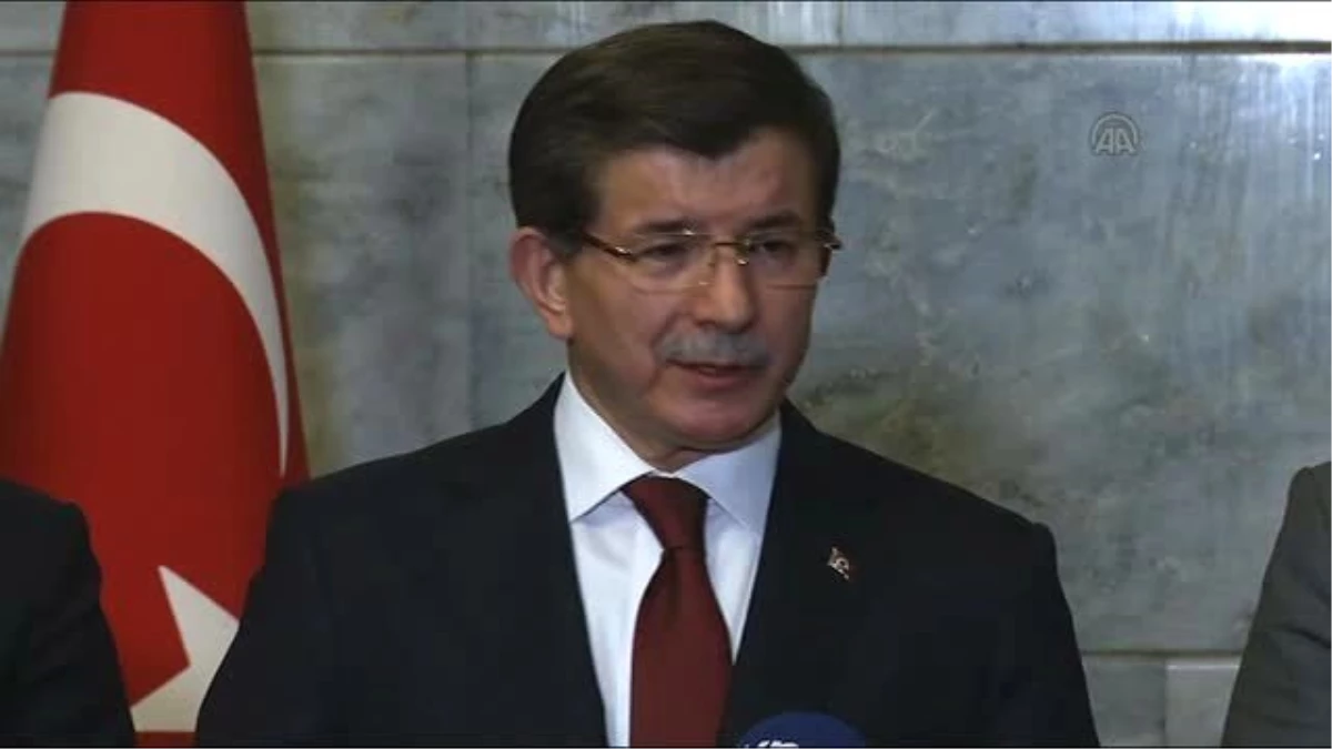 Davutoğlu: "Bunlar Dokunulmazlık Zırhı Etrafında Yapılacak Eylemler Değildir"