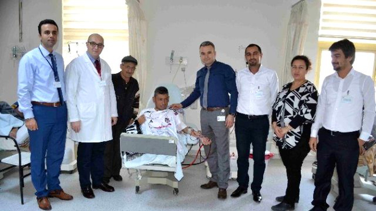 Diyaliz Hastası Gence Kara Kartal Jesti