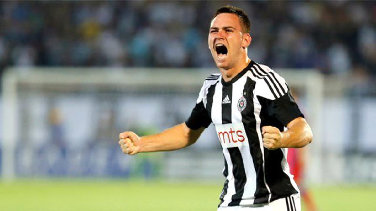 Galatasaray, Andrija Zivkovic'in Transferi için Girişimlere Başladı