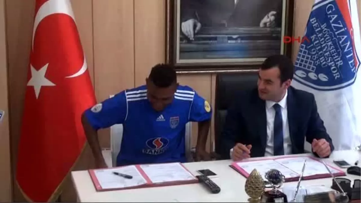 Gaziantep Büyükşehir Belediyespor, Litsingi 1.5 Yıllığına Kadrosuna Kattı