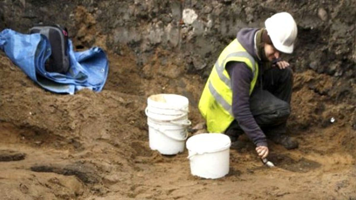 İlkokulun Bahçesinden Kafatası Çıktı!