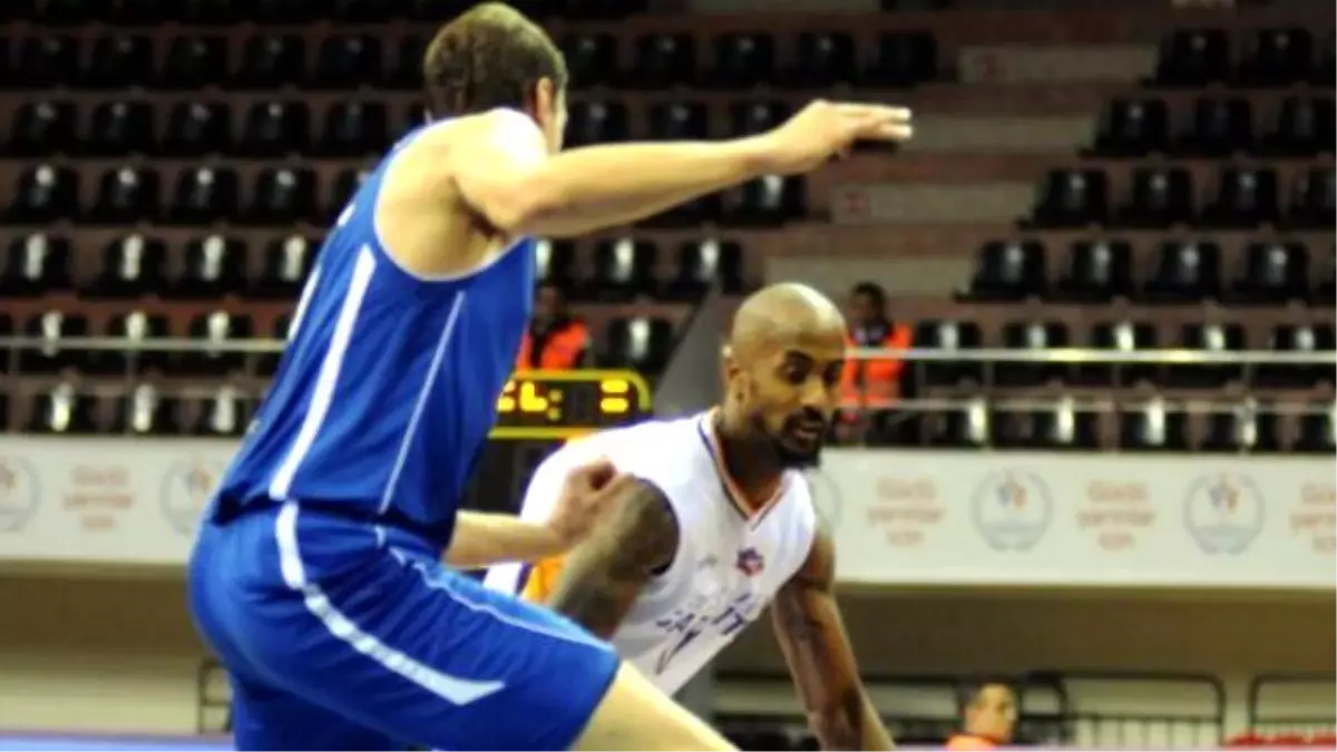 Royal Halı Gaziantep- Fraport Skyliners: 66-71 (Avrupa Kupası)