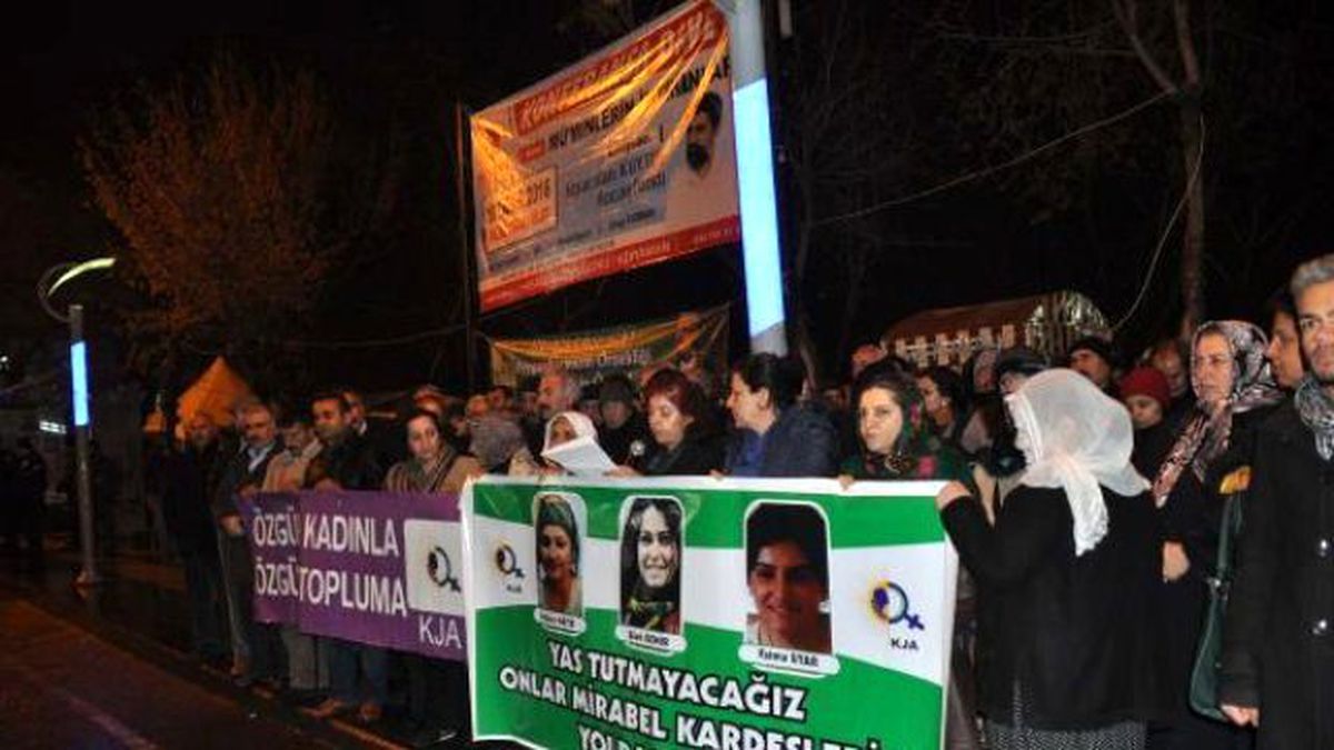 Silopi\'de Kadınların Öldürülmesine Adıyaman\'da Tepki