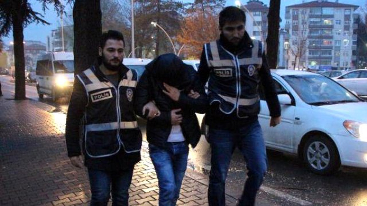 Soygun Parasıyla Tatil Yaparken Yakalandılar