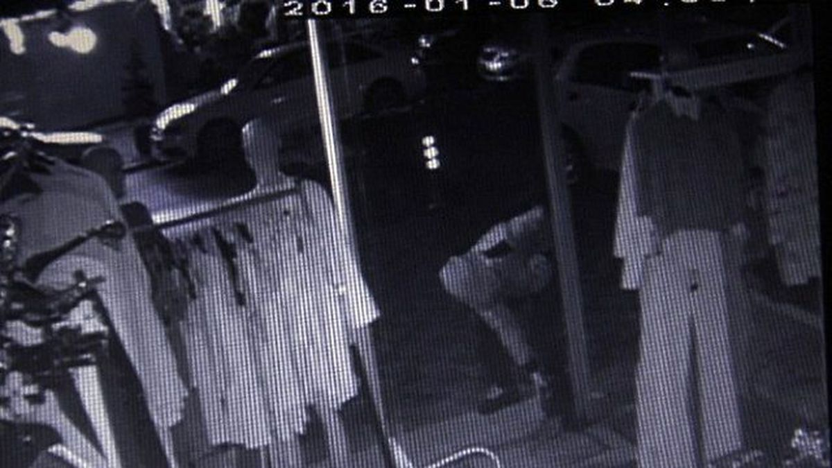 Ayrıldığı Nişanlısı Genç Kızın İş Yerini Kundaklattı