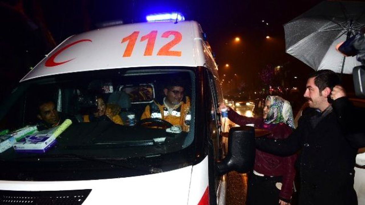 Belediye Başkanından Soğuk Havada Sıcak Jest