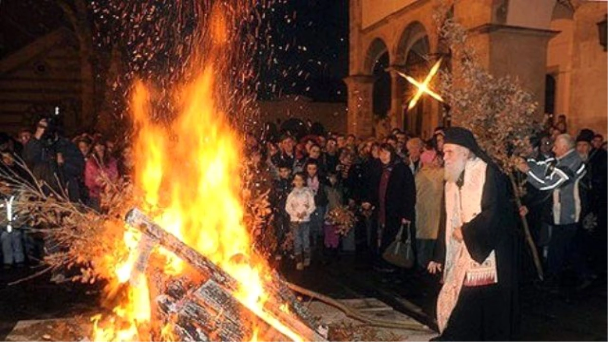 Kosovalı Sırp Ortodokslar Noeli Kutladı