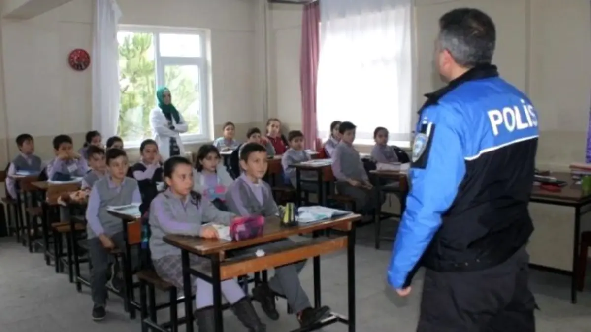 Öğrencilere Yönelik, Güvenli İnternet Kullanımı Semineri Verildi