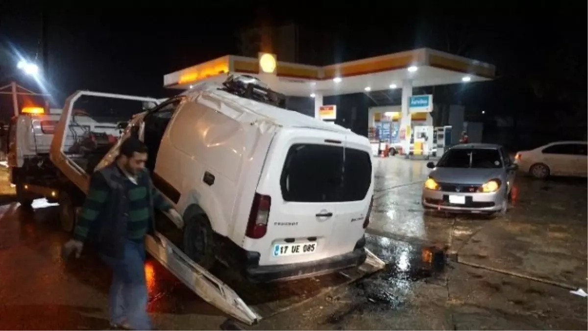 Tekirdağ\'da Trafik Kazası Güvenlik Kamerasına Yansıdı