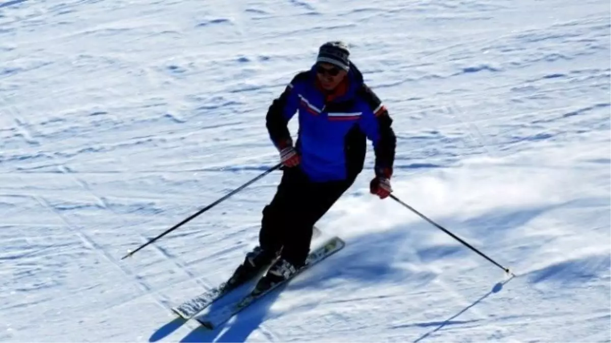 Yıldız Dağı\'nda Yeni Sezon Kayak Heyecanı