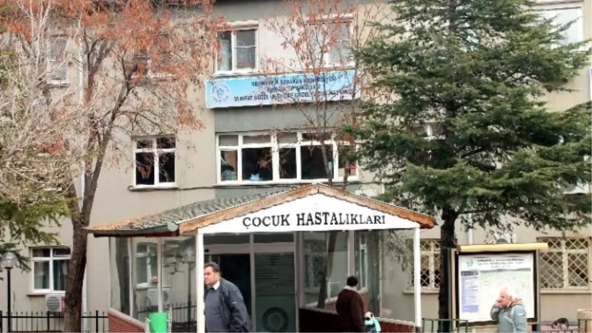 4 Yaşındaki Çocuk Domuz Gribinden Öldü