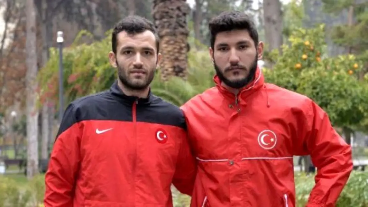 Adanalı Milli Kürekçiler Dertli