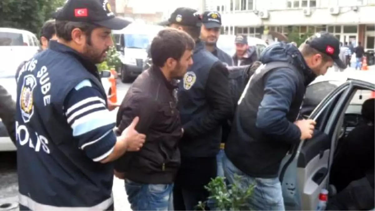 Banka Nakil Aracı Soyguncuları Adliyeye Sevk Edildi