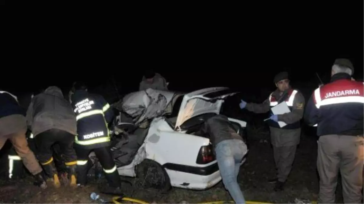 Bus Carrying Migrants Crashes: 4 Killed, 30 İnjured