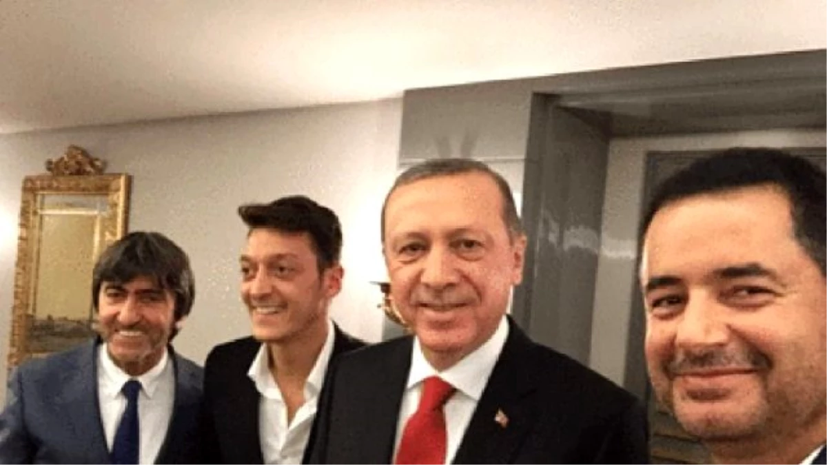 Cumhurbaşkanı Erdoğan\'dan Mesut Özil\'e Tebrik