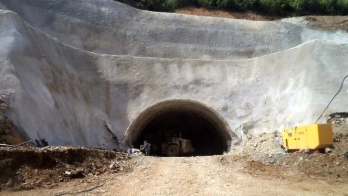 Esenköy-armutlu Tünelleri 2017\'de Tamamlanacak