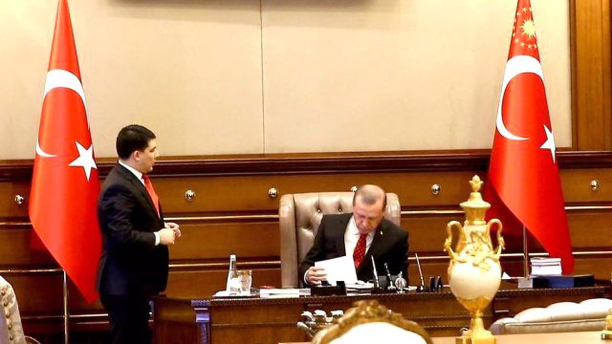 Erdoğan, Huzur Bulduğu Odada Akşam Mesaisine Kaldı