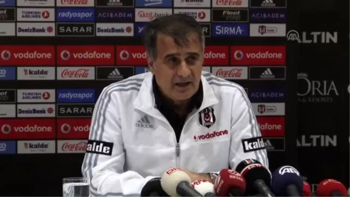 Şenol Güneş: "Futbolcuya Kızma Hakkım Yok Ama Oyundan Alma Hakkım Var"