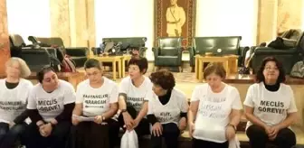 Women Stage Sit-in For Peace At Turkish Parliament