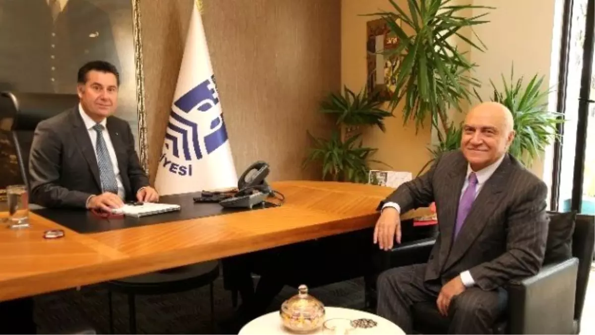 Azerbaycan Meclis Başkan Yardımcısı\'ndan Başkan Kocadon\'a Ziyaret