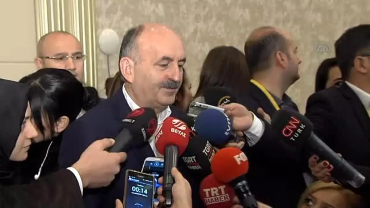 Bakan Müezzinoğlu\'ndan "Domuz Gribi" Açıklaması