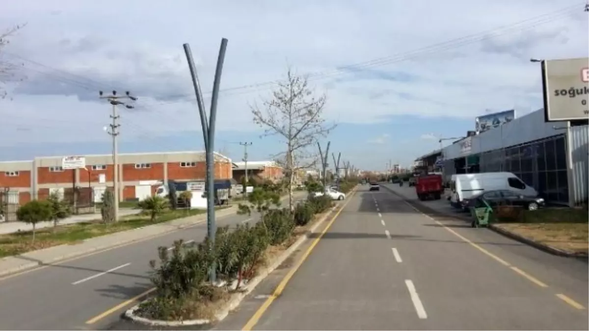 Eski Manisa Yolu Modernleşiyor