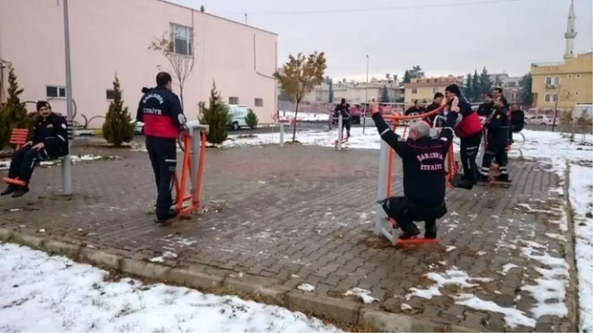 Her Sabah Spor Yaparak İşe Başlıyorlar