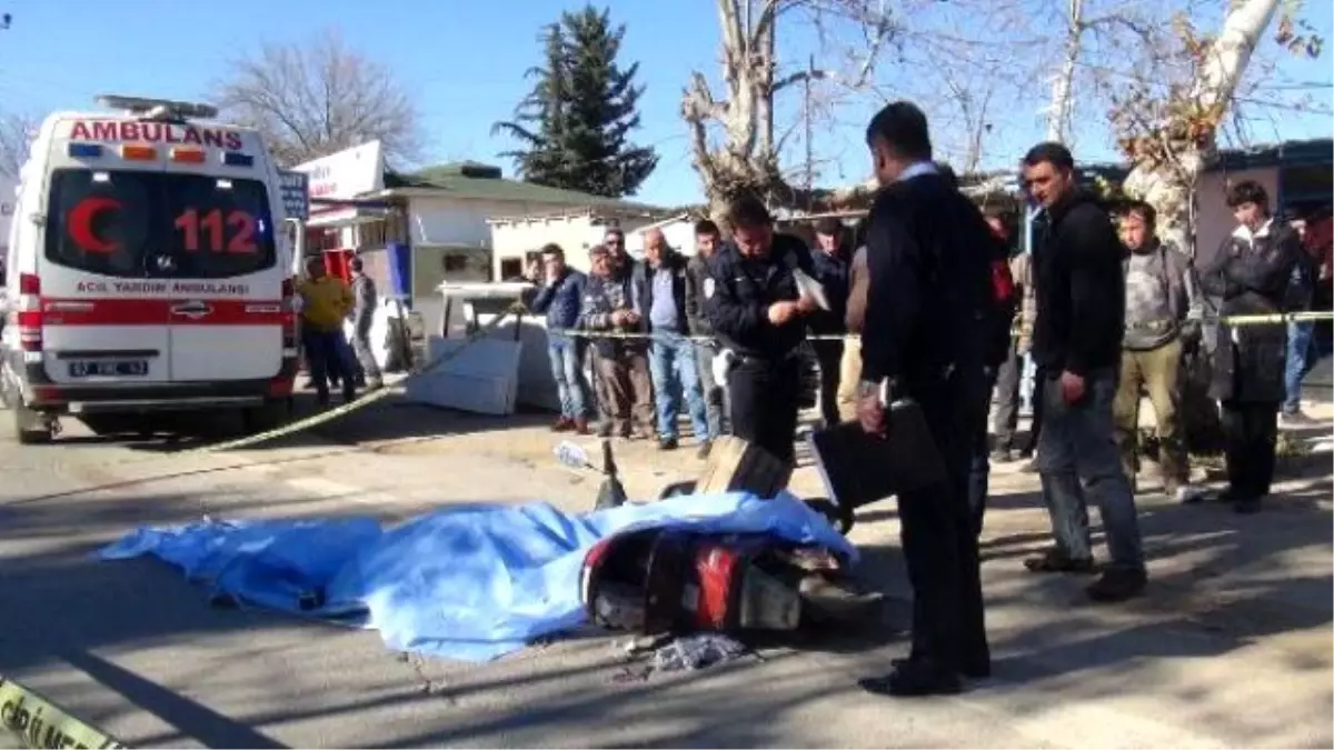 Kamyonun Çarptığı Bisikletli Öldü