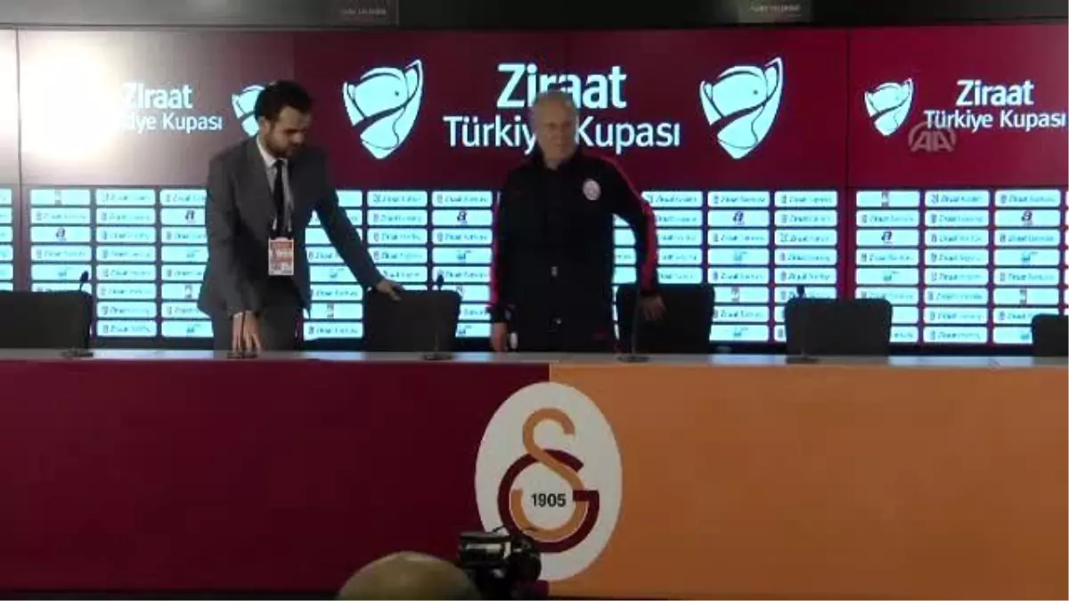 Mustafa Denizli, "Bizin Tercihimiz İlk Alternatiflerin Gerçekleşmesi"