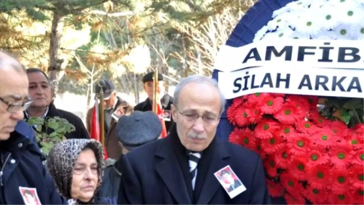 Şehit Askeri 22 Yıl Sonra Komutan ve Silah Arkadaşları Andı