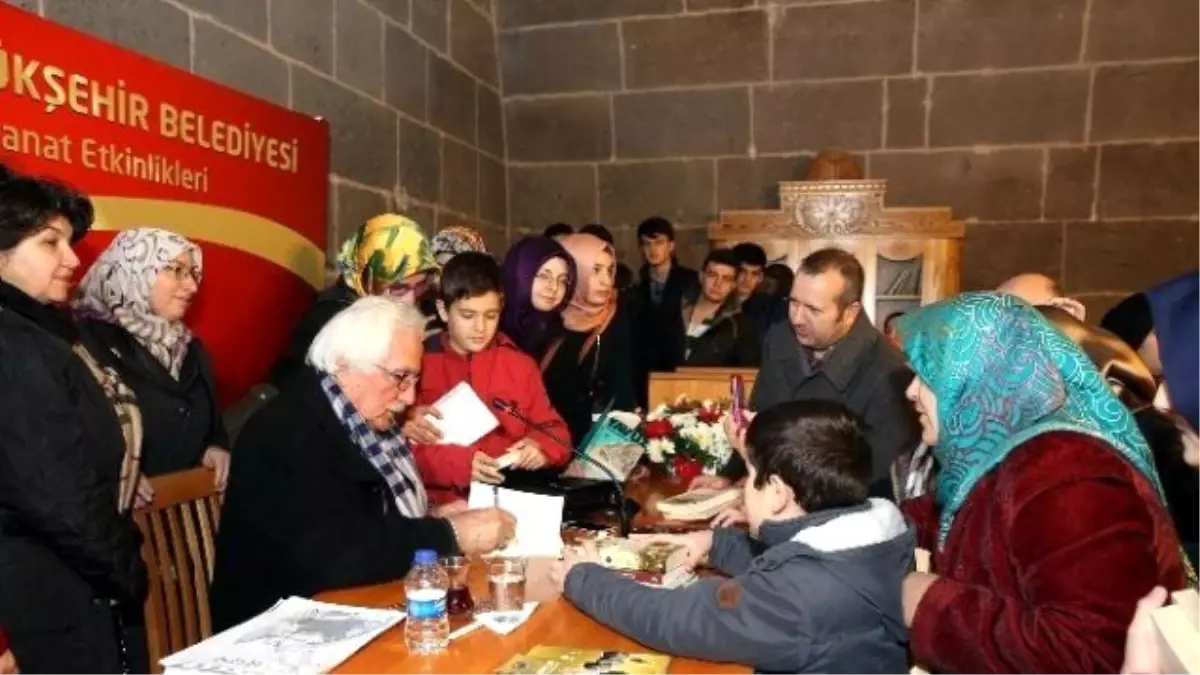 Tarihçi-yazar Yavuz Bahadıroğlu Büyükşehir Belediyesi\'nin Konuşu Olarak Kayseri\'ye Geldi