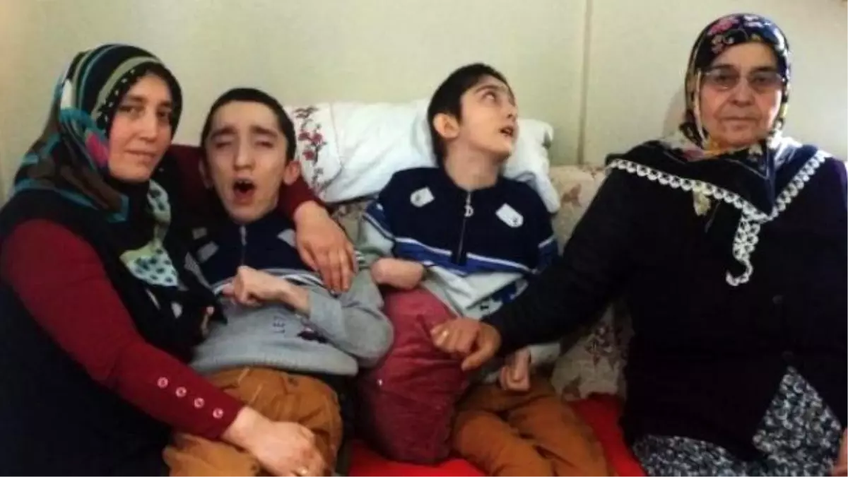 Tek Arzusu Engelli İkizlerinin İyileşmesi